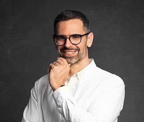 doc. PhDr. Matúš Šucha Ph. D.