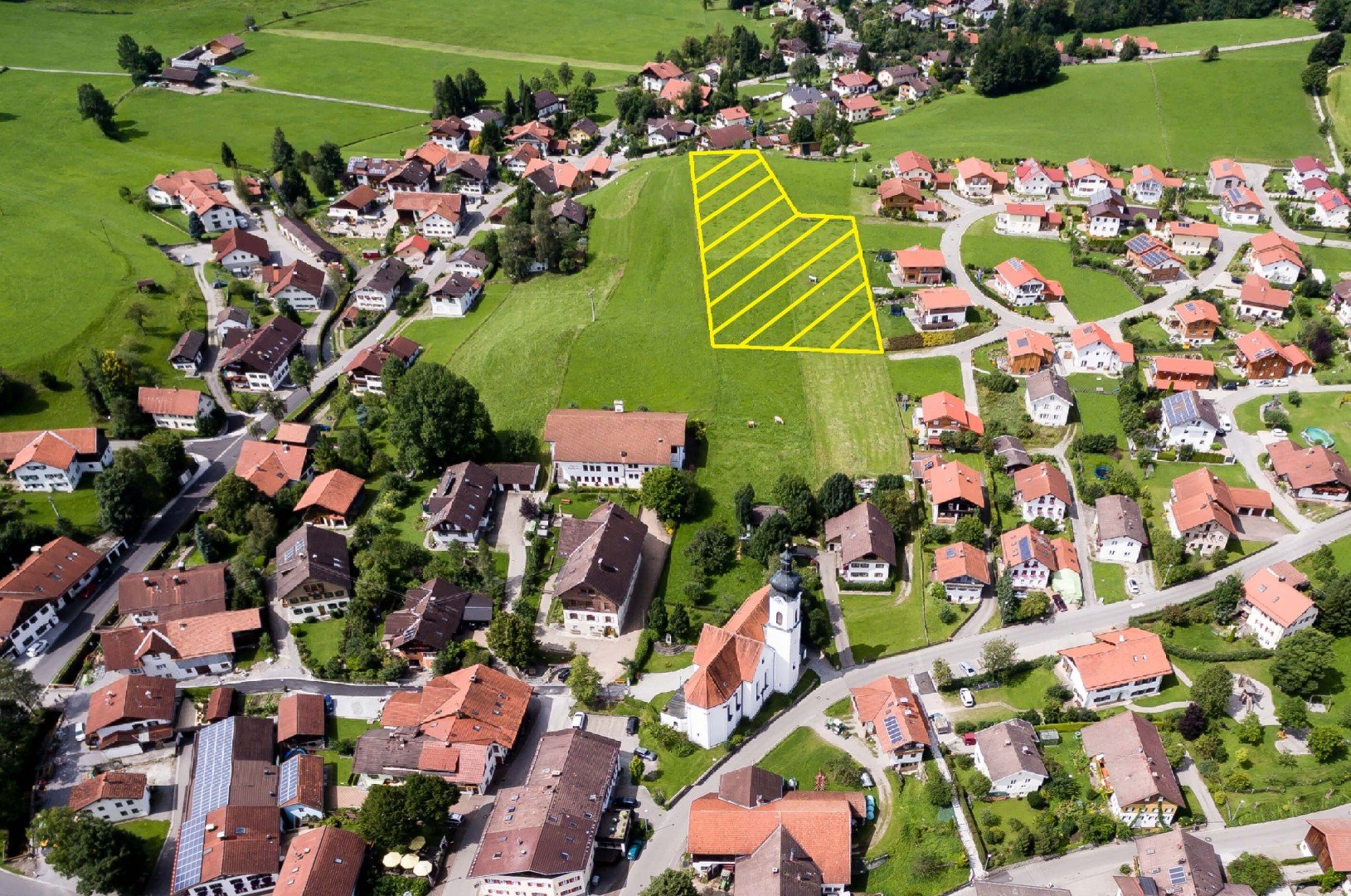 Koupě nemovitosti od obce. Stojí to za to?