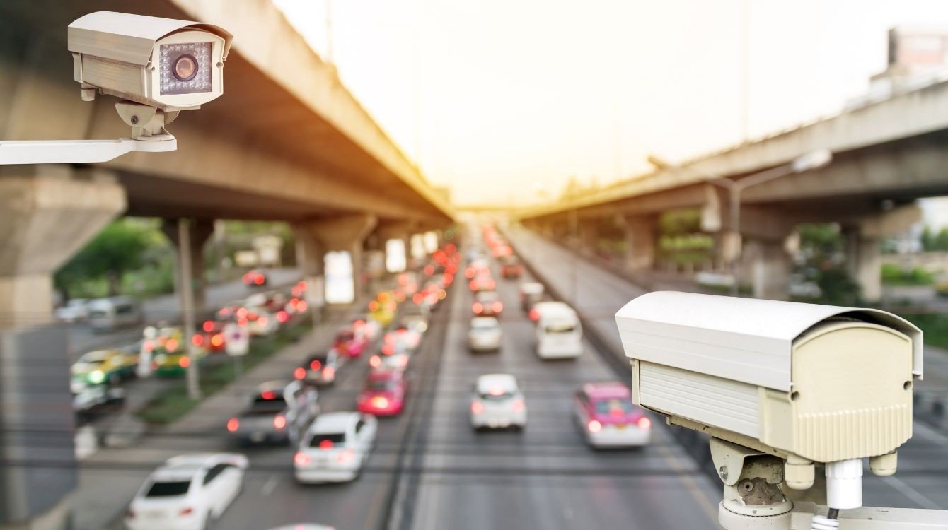 Vláda schválila novelu, která lidem zpřístupní více dopravních dat