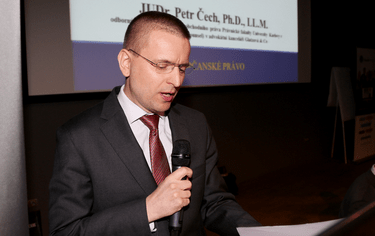 Mýty a pověry ve výkladu a aplikaci nového civilního práva - dnešní klid před zítřejší bouří