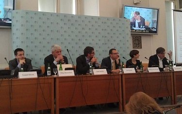 České právo deset let po přistoupení k EU: Existuje europeizace?