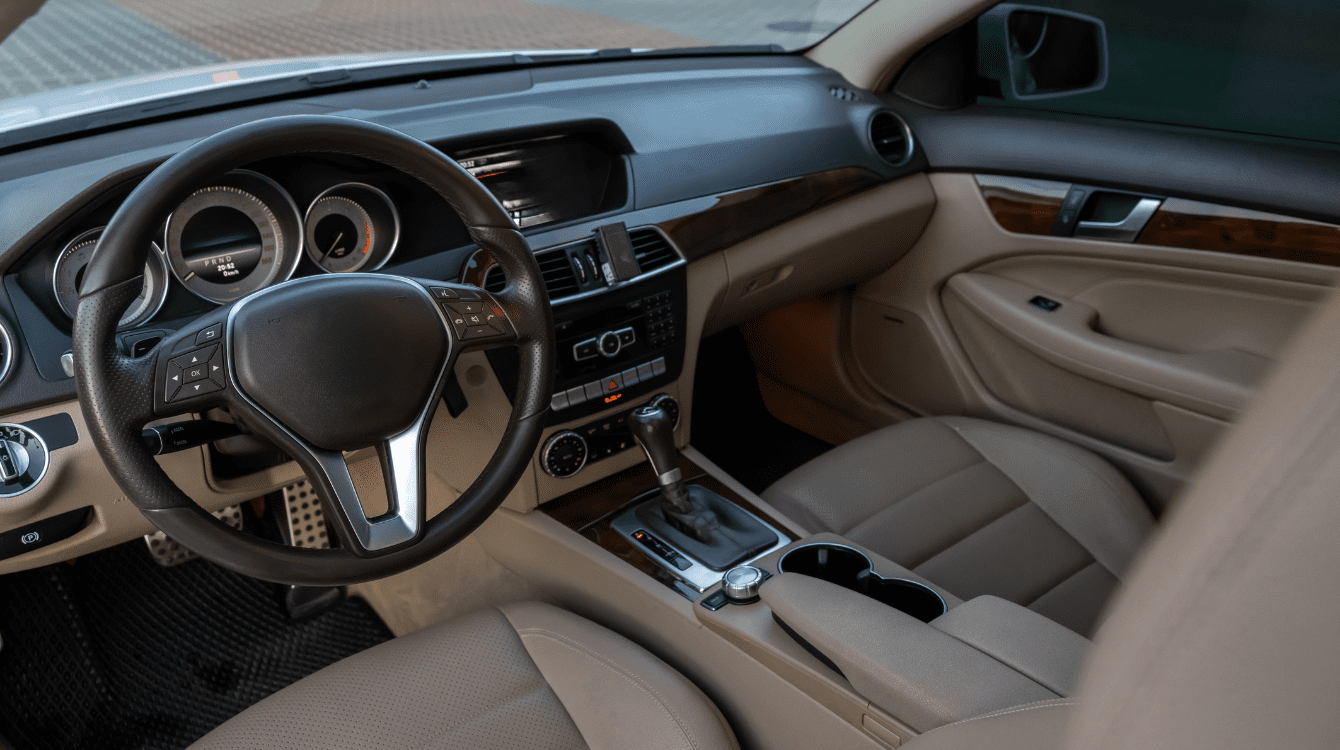 Úřad pro ochranu osobních údajů dostal za koupi aut pokutu 2,5 mil. Kč