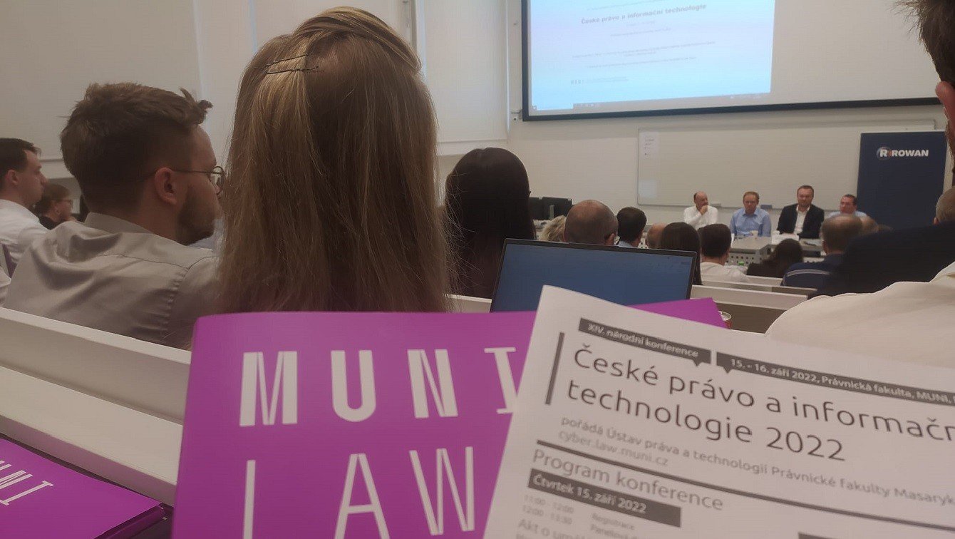 České právo a informační technologie 2022