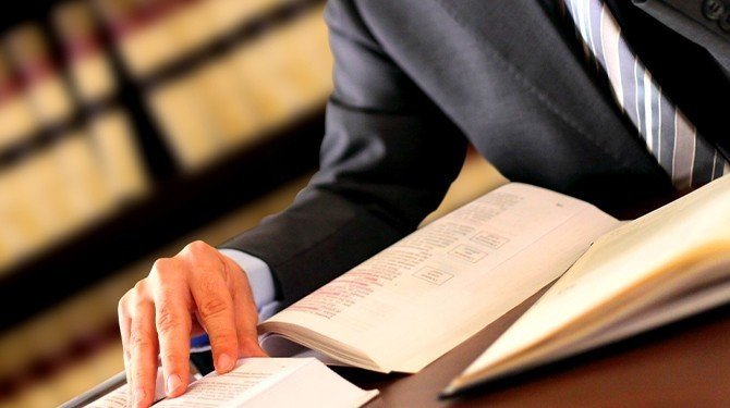 Novela zákona o advokacii: Přísnější pravidla pro advokátní úschovy a větší ochrana klientů