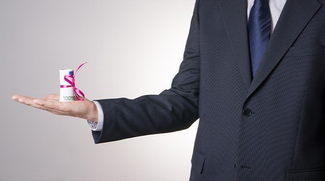 Směrnice o transparentním odměňování – co přinese?