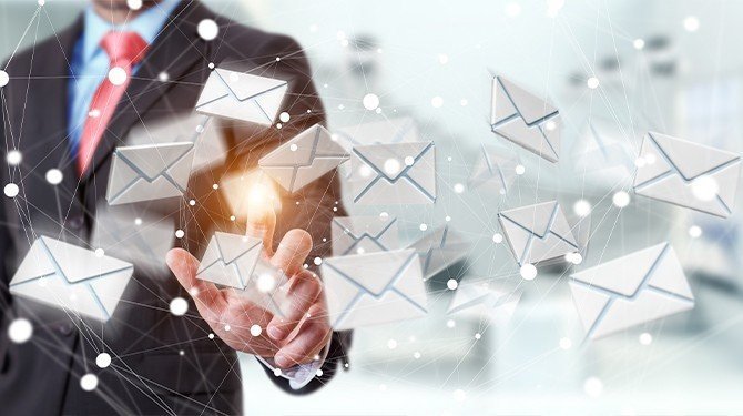 Za spam padají milionové pokuty. Znáte všechna pravidla?