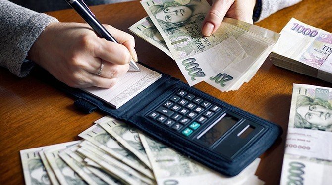 Poslanci chtějí některým profesním komorám zvýšit pokuty až na 2,5 milionu