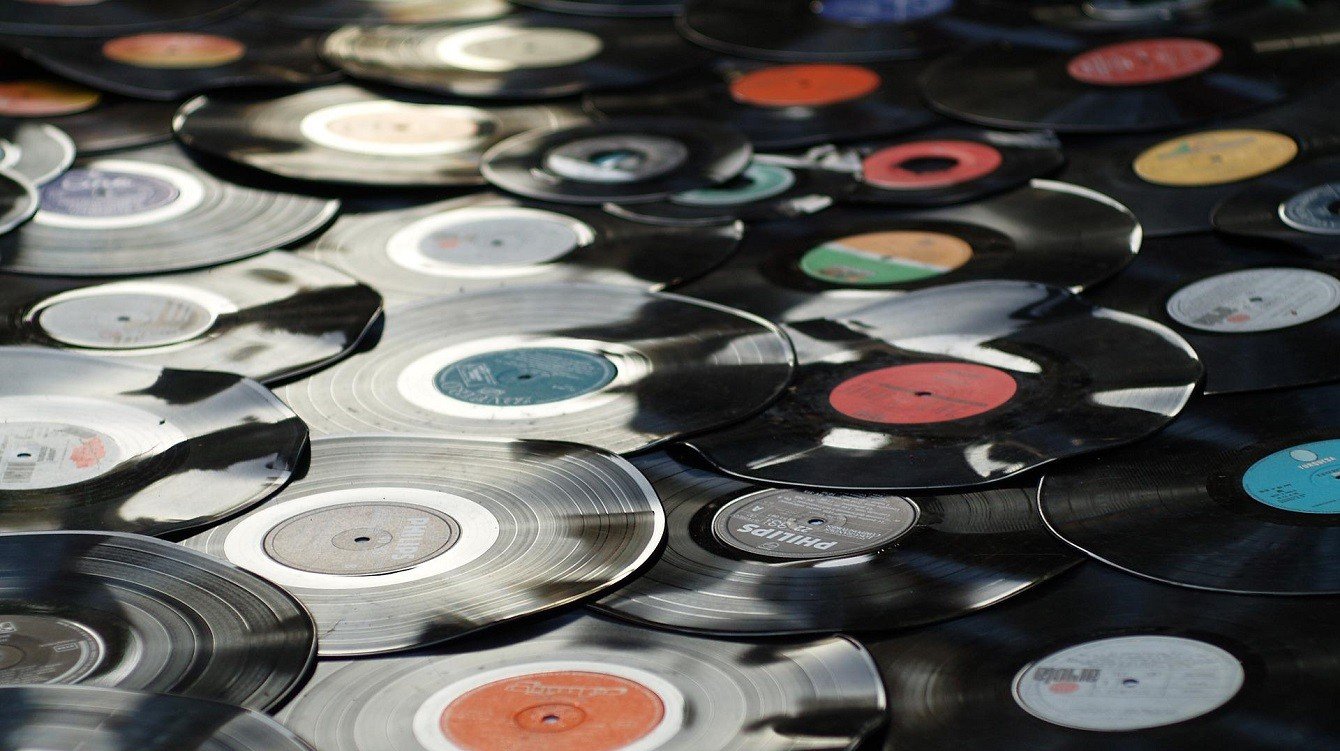 Covery – jak se vyhnout postihům za změnu skladeb