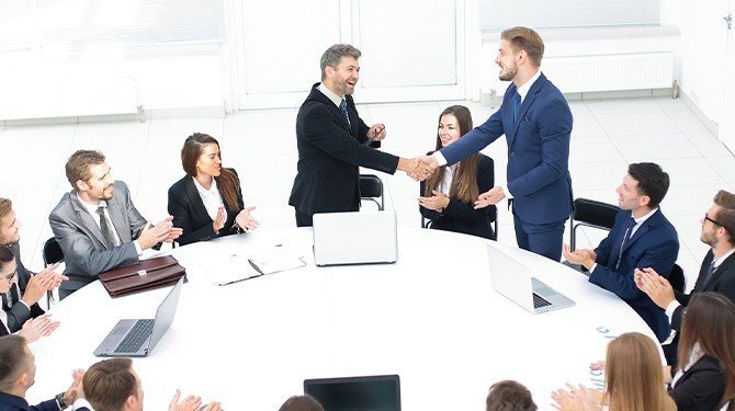 Statusová otázka právní úpravy působnosti valné hromady akciových společností - část III.