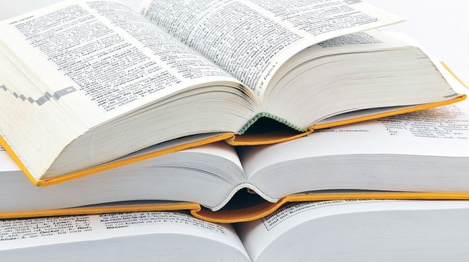 Je třeba zpřesnit prezidentské pravomoci a usnadnit podání ústavní žaloby