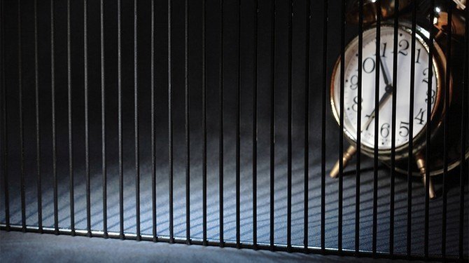 Délka vazby u nenásilných zvlášť závažných zločinů de lege ferenda