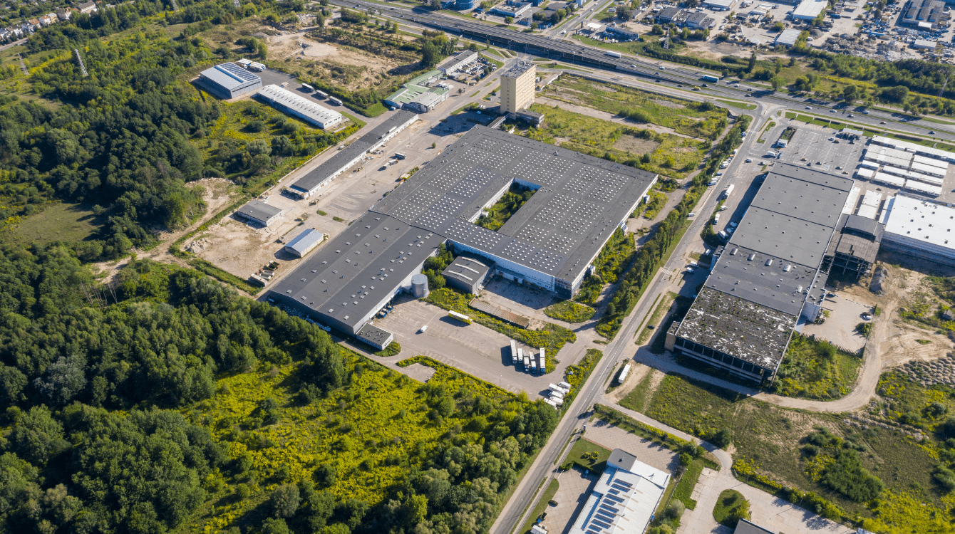 Na nejlepší půdě asi nebudou moci vznikat velká centra, podpořila Sněmovna