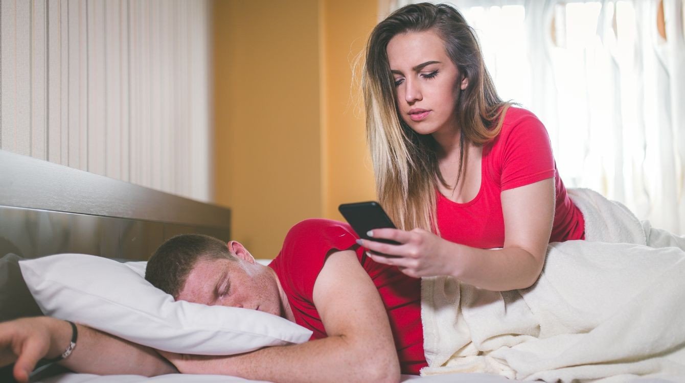 Lze získat emaily jako důkaz nevěry?