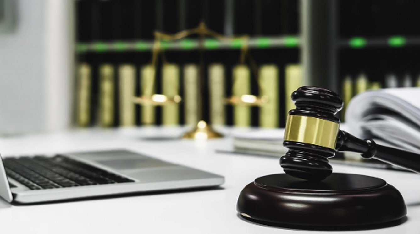 Slučování soudů mohou zkomplikovat zastaralé infosystémy, míní předsedové