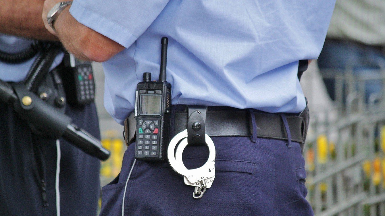 Policisté a celníci budou evidovat příkazové bloky na místě elektronicky