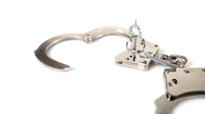 Vazba: Jak se jí vyhnout a jak co nejdřív ven?