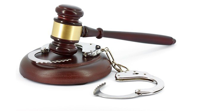 Vyhláška o náležitostech formuláře žádosti o náhradu škody způsobené rozhodnutím o vazbě, trestu nebo ochranném opatření