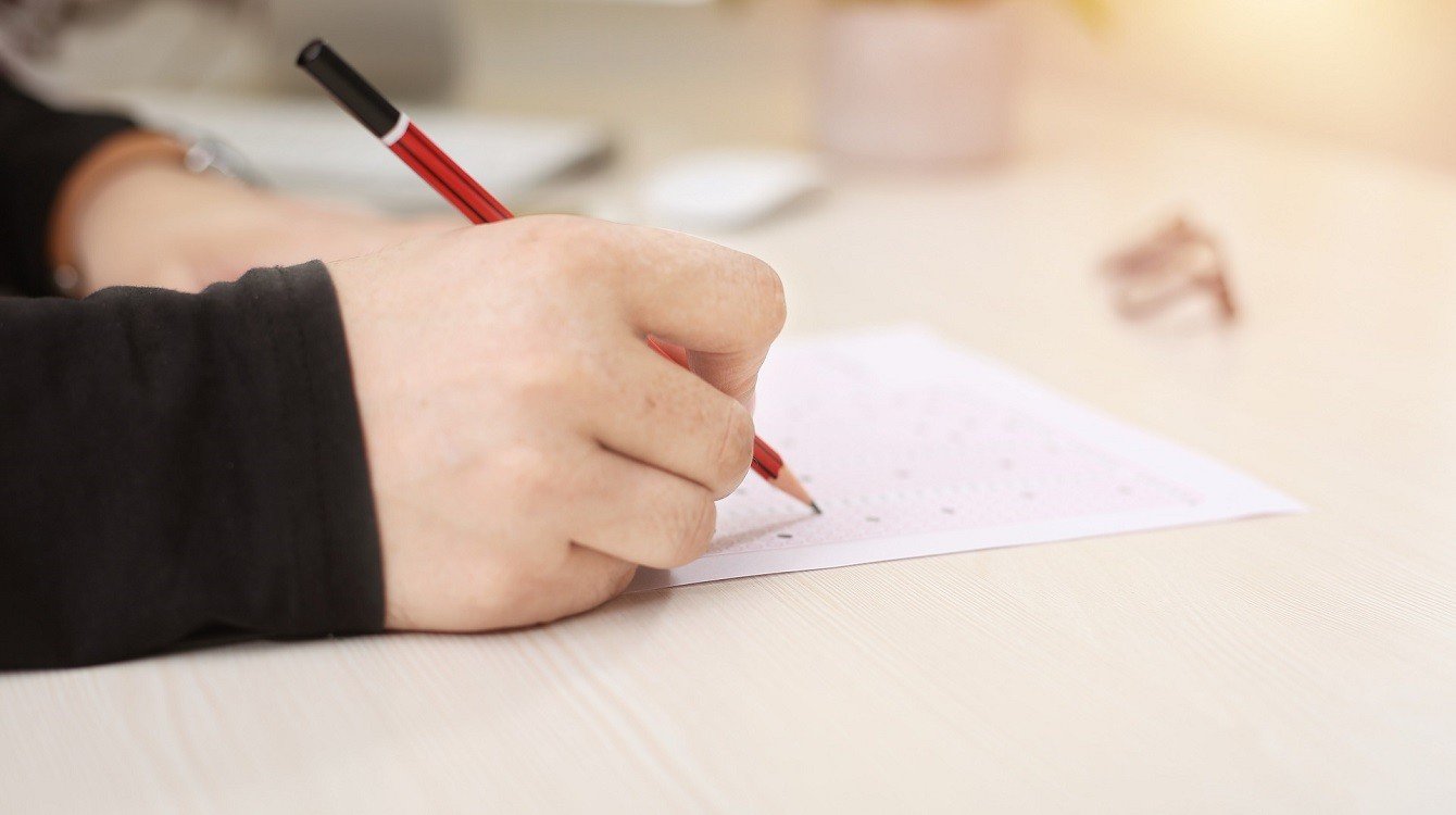 Vláda podpořila návrh na podávání tří přihlášek na střední školy místo dvou