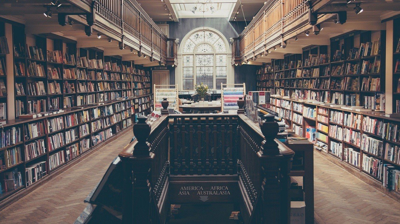 Pravomoci orgánů veřejné vysoké školy v kontextu nakládání se svěřeným majetkem