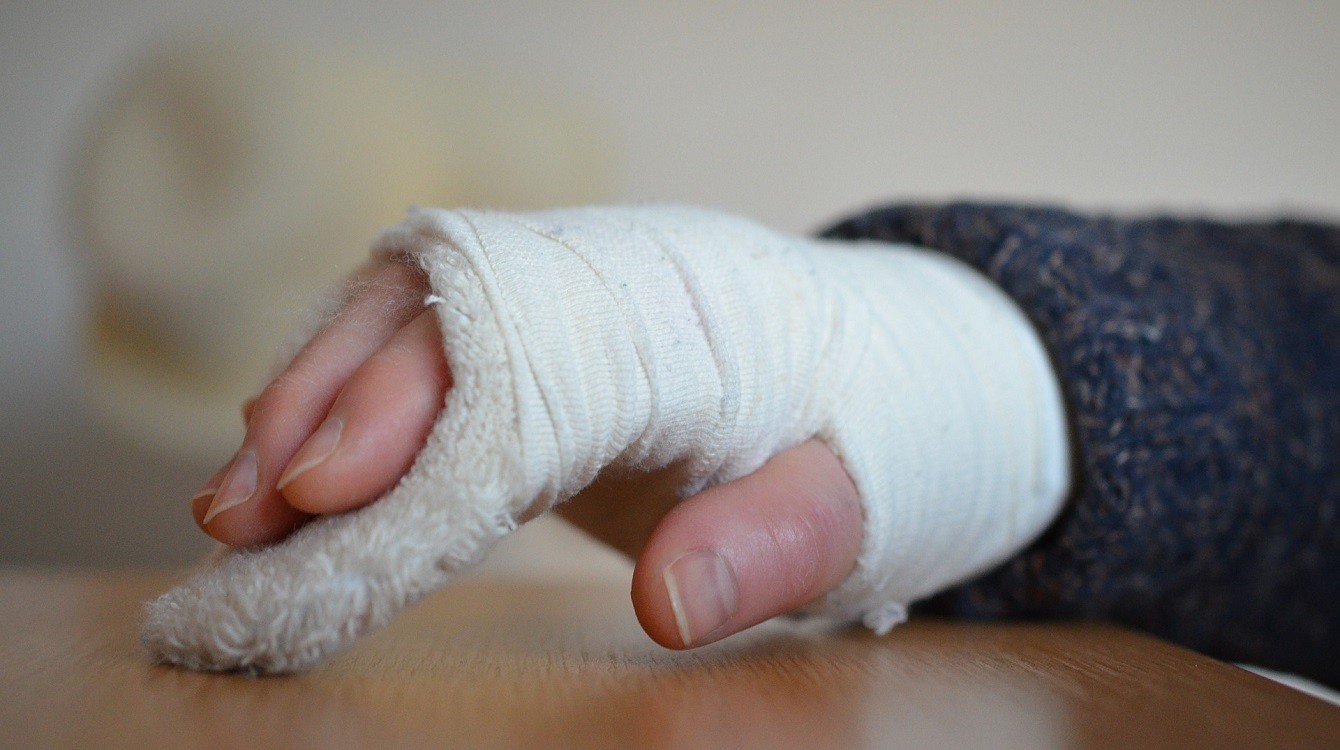 Přelomový judikát mění odškodnění za pracovní úrazy. Lidé dostanou více