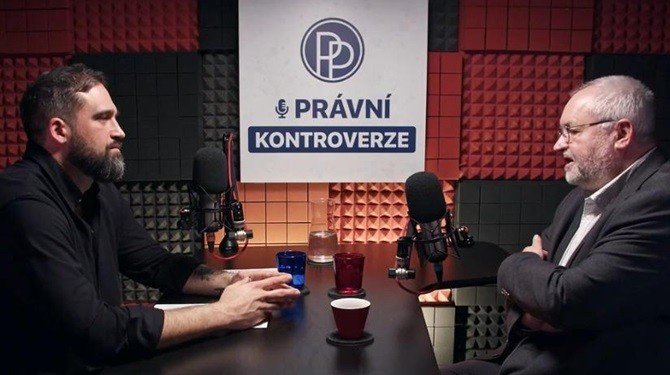 Právní kontroverze: O budoucnosti českého soudnictví s Liborem Vávrou