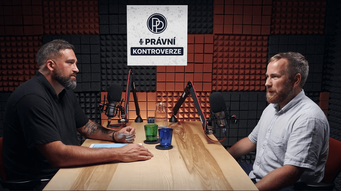 Právní Kontroverze: Konec rešerší, začátek interpretace - Jak AI mění každodenní práci právníků