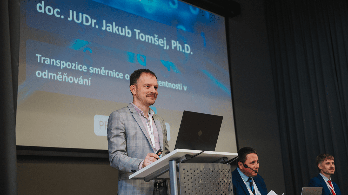 Transpozice směrnice o transparentnosti v odměňování