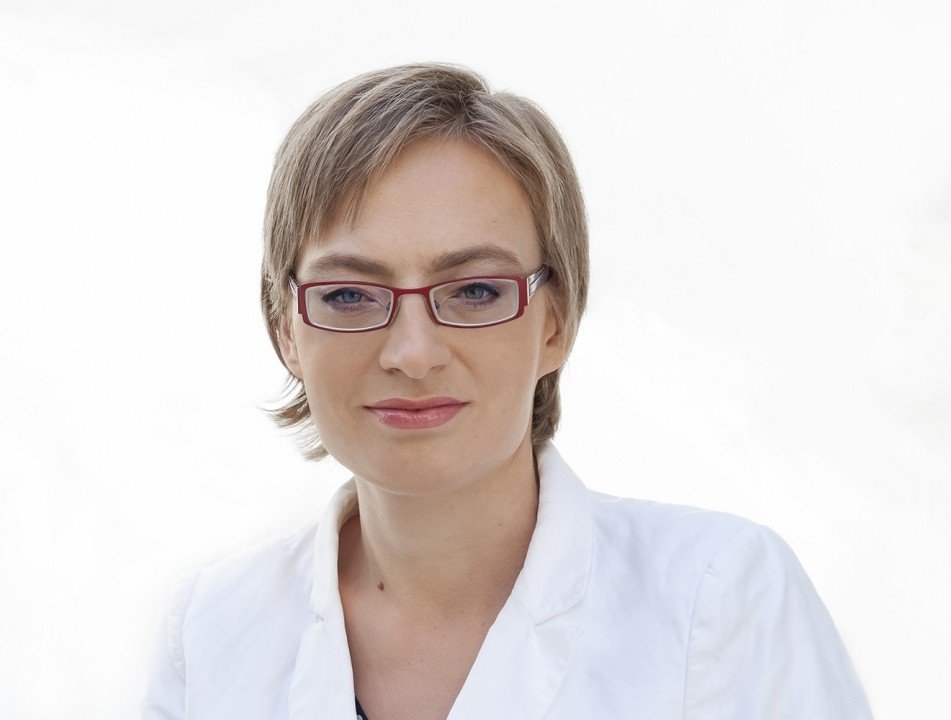 Rozhovor - Eva Fialová: Výzev spojených s umělou inteligencí a právem je mnoho