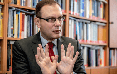 Rozhovor: prof. Jan Kysela - Ústavní soud jako sám voják v poli neobstojí