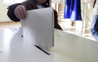 Volební systém u voleb do zastupitelstev obcí (ohlédnutí za komunálními volbami – proč je nebo naopak není pan Novák členem zastupitelstva)