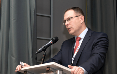 Nad aktuálními návrhy změn ústavního pořádku