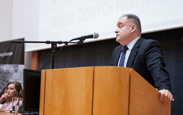 Nová média jsou pro právníky velkou výzvou, shodli se panelisté