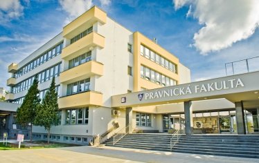 Mezinárodní organizace a hrozby válečného konfliktu