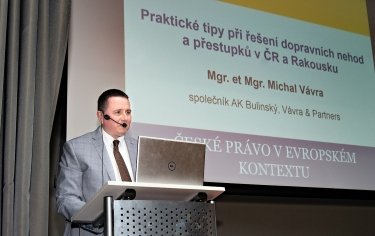 Praktické tipy při řešení dopravních nehod a přestupků v ČR a v Rakousku