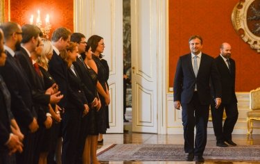 Na Hradě se uskutečnilo jmenování soudců a soudkyň. Talár oblékne 41 nováčků