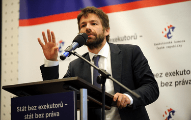 Naše profese nevzkvétá, říkají exekutoři