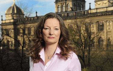 Rozhovor: Monika Nedelková - Finanční arbitr musí spor posuzovat jako by ho posuzoval obecný soud