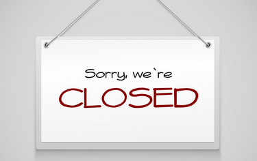 Od regulace prodejní doby o svátcích již jen krůček k zákazu nedělního prodeje?