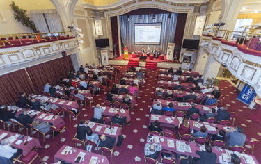 Ve složitosti je krása? – Rok s novou úpravou veřejných zakázek