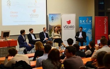 Panelová diskuze: Budoucnost právní profese a současné výzvy na globální úrovni