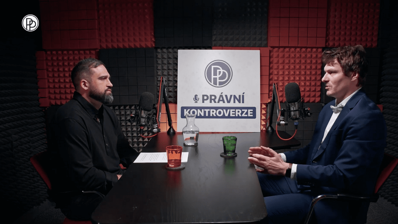 Právní kontroverze: Reflexe současného exekučního systému v Česku s Martinem Štikou