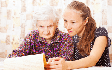 Nápomoc při rozhodování a zastoupení členem domácnosti