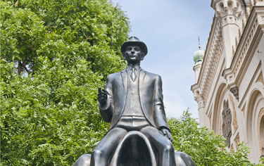 Právníkem proti své vůli: několik slov k interpretaci děl Franze Kafky