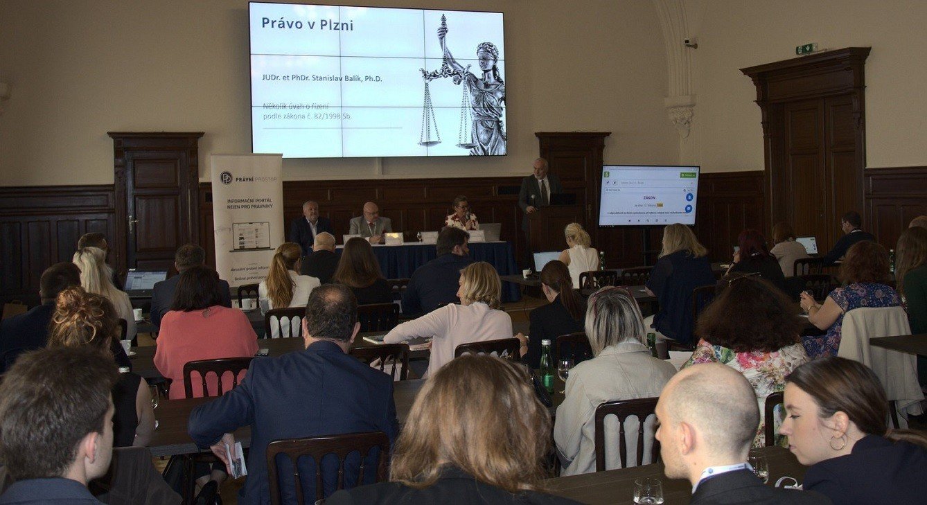 Právo v Plzni