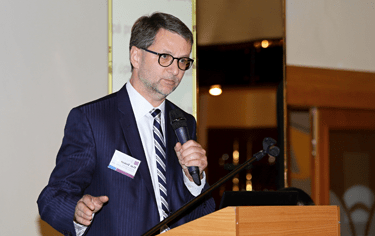 Konference Právo ve veřejné správě: Nedostatky služebního zákona a nedůvodná trestní represe zastupitelů