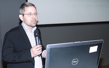 Některé aspekty úpravy veřejných seznamů