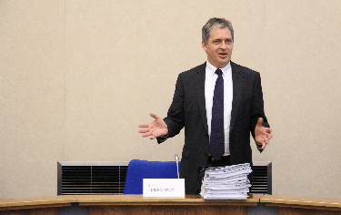 „Vždy je co zlepšovat!“ řekl ministr Jiří Dienstbier při setkání na Úřadu vlády