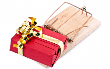 Může být zranění na firemní lyžovačce nebo vánočním večírku pracovním úrazem?